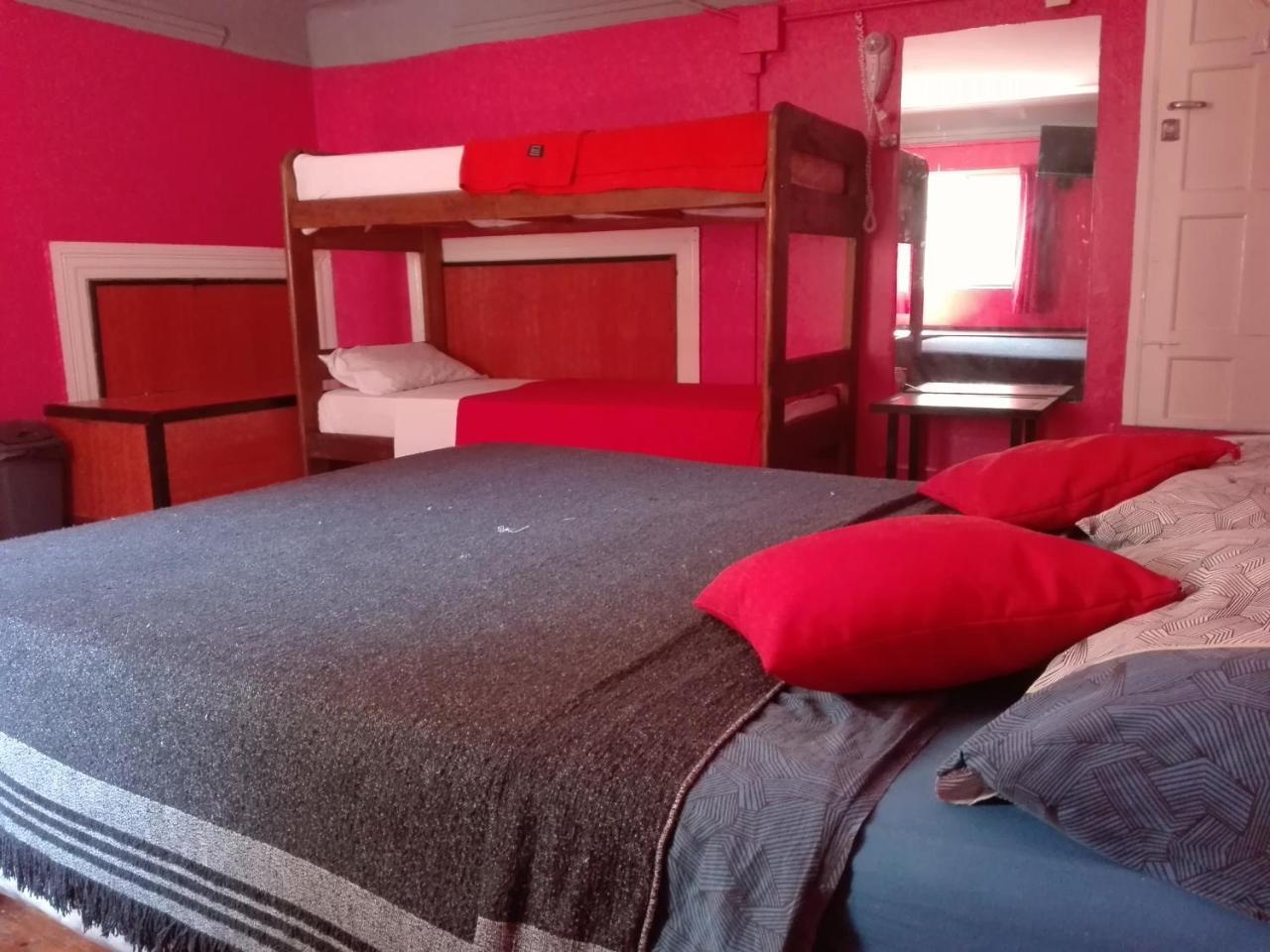 Charcas Hostel Буенос Айрес Екстериор снимка