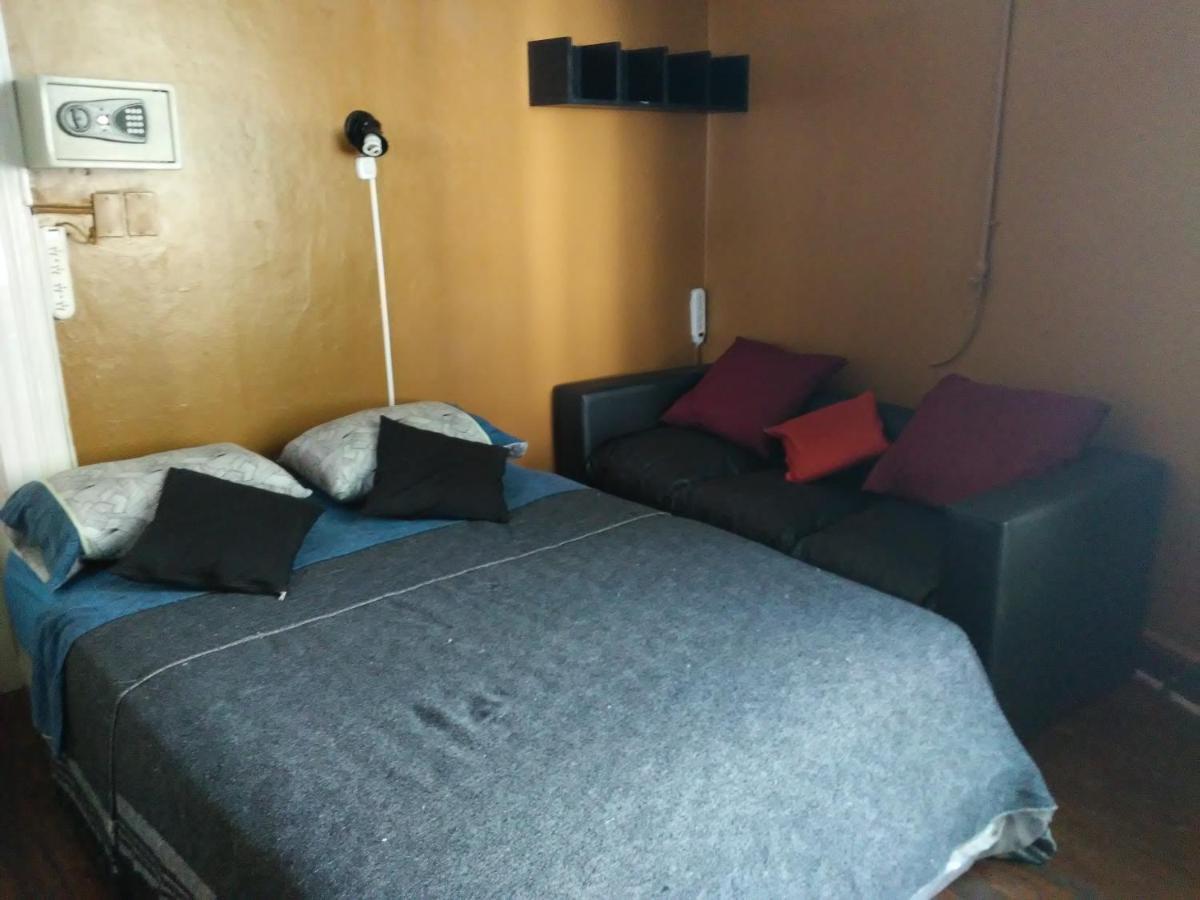 Charcas Hostel Буенос Айрес Екстериор снимка
